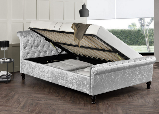Pistoni idraulici del letto a slitta ottomano Chesterfield in morbido velluto con enorme spazio di archiviazione