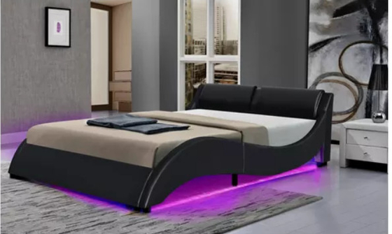 Footend LED ha ricoperto il letto