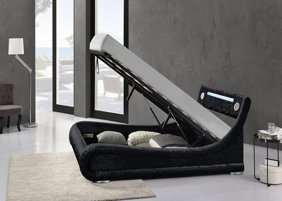 La curva ricoperta di cuoio nera di re Size Storage Bed modella con la luce del LED