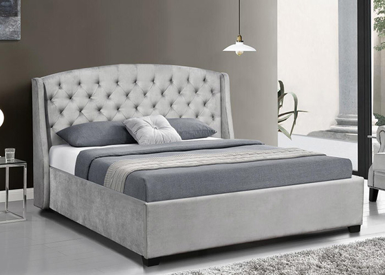 Il letto ricoperto del compensato del Wingback incornicia re scuro di Grey Velvet Wing Headboard Queen