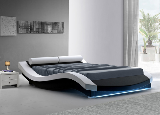 La forma di Wave ha ricoperto il compensato di cuoio dell'unità di elaborazione della struttura del letto con il Footboard del LED