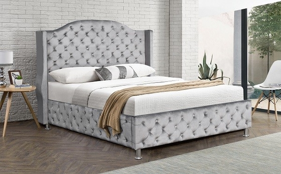 Testata trapuntata bottone su misura del tessuto del velluto del letto di re Size Upholstered Platform alta