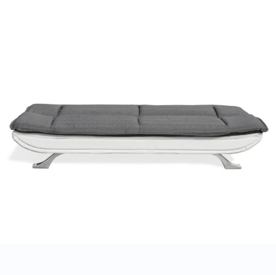 Faux bianco 3 trapuntati di cuoio Seater Sofa Bed With Chrome Feet del tessuto del carbone