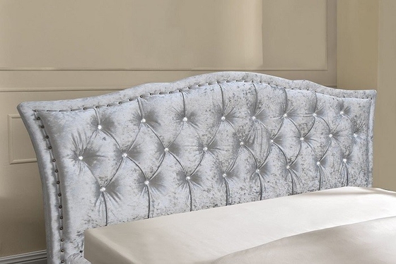Struttura lussuosa del letto di re Size Velvet Fabric con trapuntato e Crystal Headboard