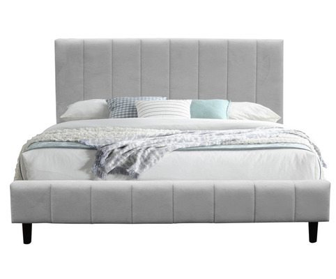 Cornice di letto imbottita bianca BSCI con strisce verticali sulla testata