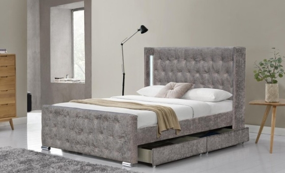 Letto a velevt con luci a LED e pulsanti a diamanti