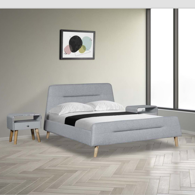 Letto di tela del tessuto della testata trapezoidale
